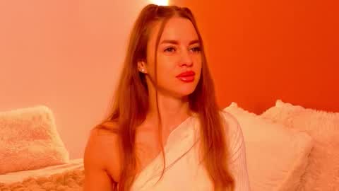 Amira online show from December 2, 2025, 5:46 am