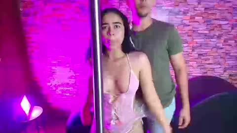 Snapshot of miiss__dulce chatting on September 19, 2025, 2:07 pm Dulce online show from September 19, 2025, 2:07 pm