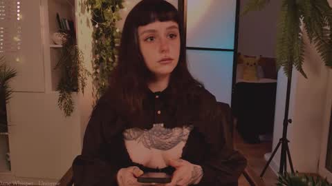 mika_moon_ online show from November 24, 2025, 4:07 pm