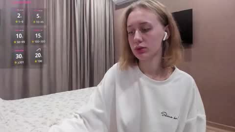 Mika online show from November 4, 2025, 10:53 pm