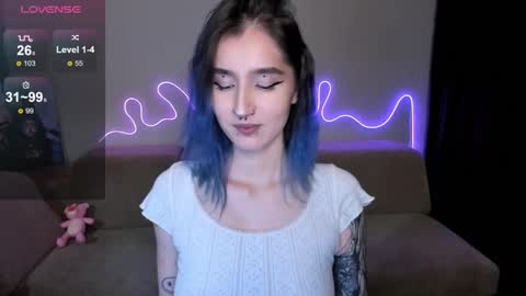 Snapshot of mika_reid chatting on October 21, 2025, 3:46 pm Mika online show from October 21, 2025, 3:46 pm