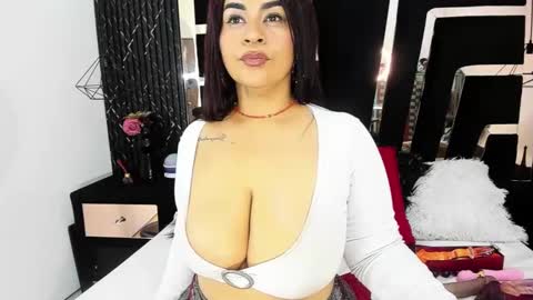 Snapshot of mikaela_lust chatting on February 13, 2025, 8:34 pm Mikaela Lust online show from February 13, 2025, 8:34 pm