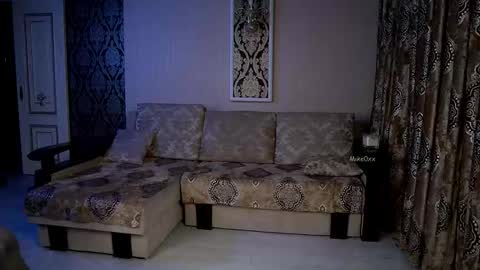 Snapshot of mike0xx chatting on December 3, 2025, 4:42 am mike0xx online show from December 3, 2025, 4:42 am