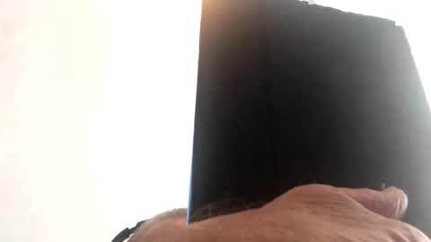 Snapshot of mike26051 chatting on November 13, 2025, 11:31 am mike26051 online show from November 13, 2025, 11:31 am