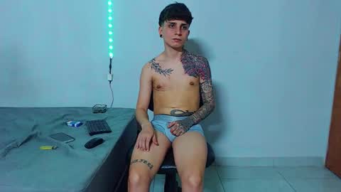 Snapshot of mike777jr chatting on September 15, 2025, 1:49 am Mike IMDEPENDIENT MODEL online show from September 15, 2025, 1:49 am