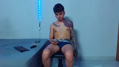 Snapshot of mike777jr chatting on November 10, 2025, 2:10 am Mike IMDEPENDIENT MODEL online show from November 10, 2025, 2:10 am