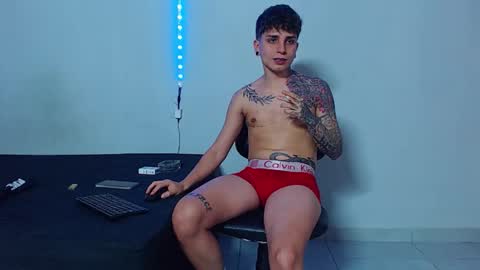 Snapshot of mike777jr chatting on November 15, 2025, 1:47 am Mike IMDEPENDIENT MODEL online show from November 15, 2025, 1:47 am