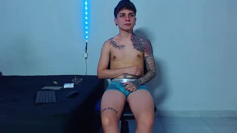 Snapshot of mike777jr chatting on November 18, 2025, 2:28 am Mike IMDEPENDIENT MODEL online show from November 18, 2025, 2:28 am