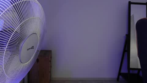 MIKE PLATANO online show from October 9, 2025, 8:07 pm