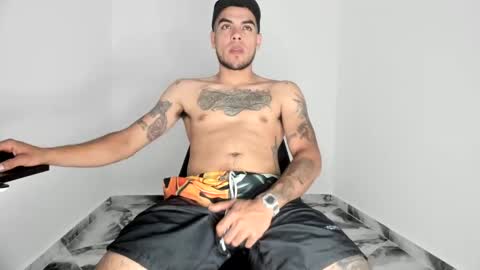 Snapshot of mikee_scooth chatting on November 16, 2025, 3:17 pm mikee_scooth online show from November 16, 2025, 3:17 pm