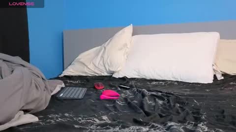 mikehawk1589 online show from October 14, 2025, 8:48 am