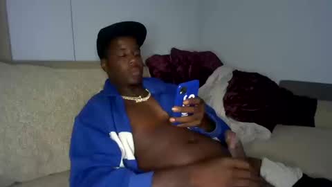 Snapshot of mikejones1415 chatting on October 13, 2025, 11:49 pm mike jones online show from October 13, 2025, 11:49 pm