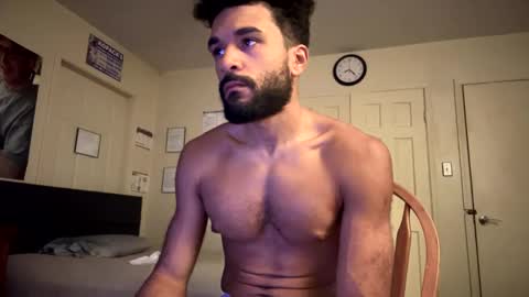 Snapshot of mikemikemikey9996 chatting on October 27, 2025, 2:04 am mikemikemikey9996 online show from October 27, 2025, 2:04 am