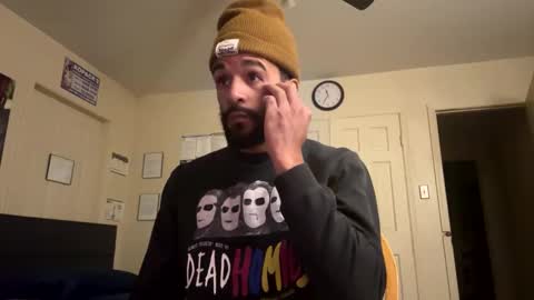 Snapshot of mikemikemikey9996 chatting on November 3, 2025, 4:36 am mikemikemikey9996 online show from November 3, 2025, 4:36 am