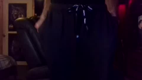 Snapshot of mikey33436 chatting on December 31, 2024, 2:08 am Michael online show from December 31, 2024, 2:08 am