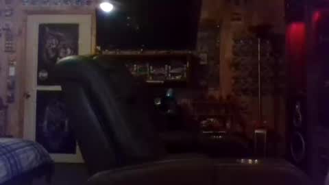 Snapshot of mikey33436 chatting on September 15, 2025, 1:16 am Michael online show from September 15, 2025, 1:16 am