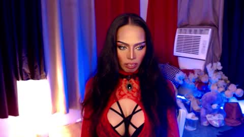 Snapshot of mikeyalawi03 chatting on December 4, 2025, 9:07 am Mistress MikeyAlawi online show from December 4, 2025, 9:07 am