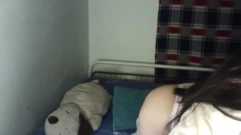 Mikhaela online show from November 12, 2025, 6:14 am