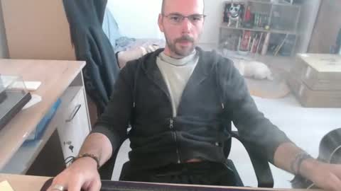 mikmik91 online show from October 21, 2025, 10:49 am