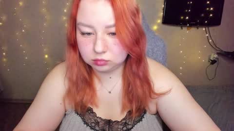 Mila shy sensual person  online show from December 15, 2025, 8:18 am