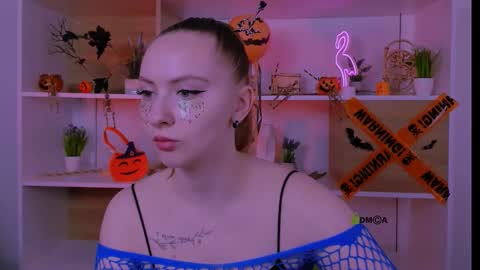 mila_glow online show from November 2, 2025, 9:22 am