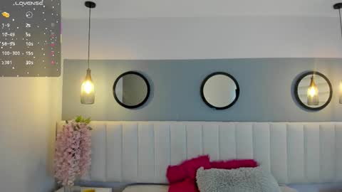 Snapshot of mila_hank chatting on November 3, 2025, 12:28 pm mila_hank online show from November 3, 2025, 12:28 pm