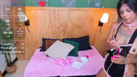 Mila and samy online show from October 17, 2025, 11:57 am