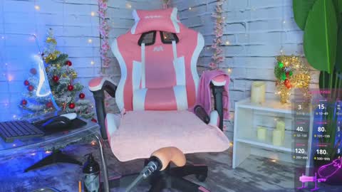 Mila Sapphire online show from January 1, 2025, 11:27 am