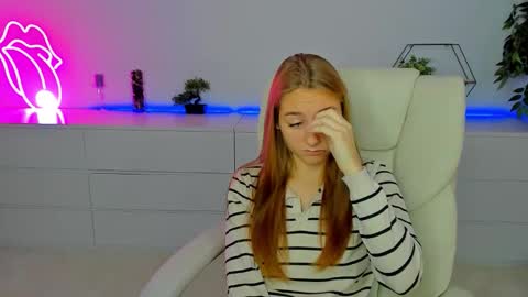 Milla online show from October 9, 2025, 5:38 am