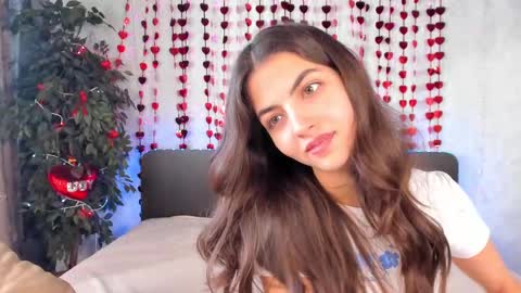 Snapshot of milana_crystal_ chatting on February 23, 2025, 11:22 am Milana online show from February 23, 2025, 11:22 am