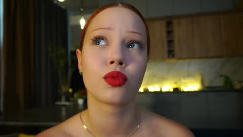 Snapshot of milana_sins chatting on September 25, 2025, 2:10 pm Remy online show from September 25, 2025, 2:10 pm