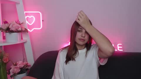 milanaangelas online show from January 11, 2025, 2:25 pm