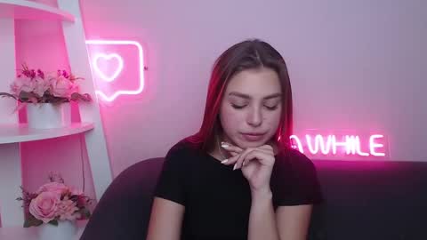 milanaangelas online show from February 24, 2025, 8:49 am