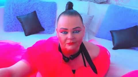 Snapshot of milanabiegert chatting on February 14, 2025, 11:42 am Lana online show from February 14, 2025, 11:42 am