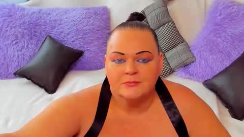 Snapshot of milanabiegert chatting on October 5, 2025, 11:30 am Lana online show from October 5, 2025, 11:30 am