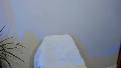 Milana online show from December 5, 2025, 1:03 am