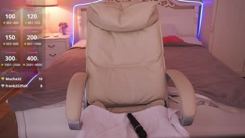 Snapshot of milanamusee chatting on January 19, 2025, 4:57 pm Milana online show from January 19, 2025, 4:57 pm