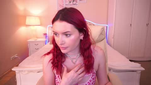 Snapshot of milanamusee chatting on February 23, 2025, 10:39 am Milana online show from February 23, 2025, 10:39 am