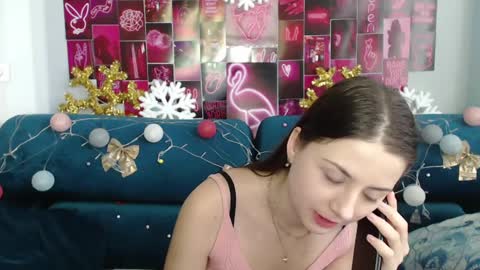 Snapshot of milanaroz chatting on December 31, 2024, 9:10 am milanaroz online show from December 31, 2024, 9:10 am