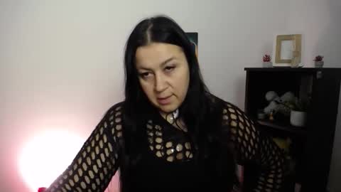 Snapshot of milania_milaa chatting on October 2, 2025, 8:32 am milania_milaa online show from October 2, 2025, 8:32 am