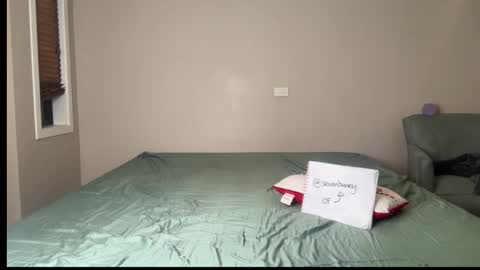 Milani Heights online show from December 20, 2025, 10:44 am