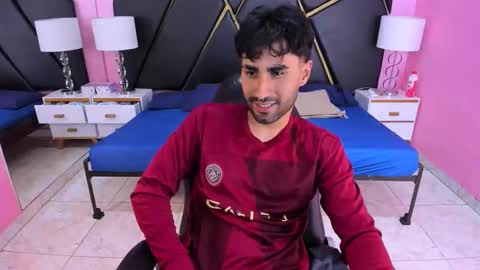 Snapshot of milanzaire chatting on October 28, 2025, 1:31 am milanzaire online show from October 28, 2025, 1:31 am