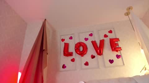 Snapshot of milaowens chatting on February 14, 2025, 5:57 pm Sexy Mila online show from February 14, 2025, 5:57 pm