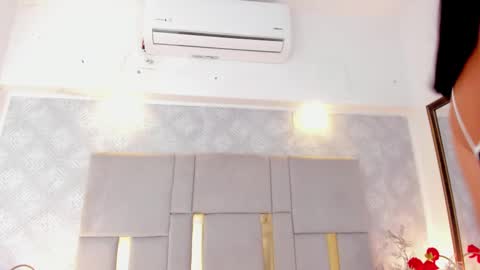 Snapshot of milasaenz1 chatting on October 14, 2025, 3:35 pm Cami online show from October 14, 2025, 3:35 pm