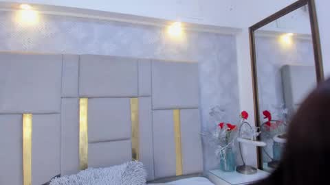 Snapshot of milasaenz1 chatting on November 2, 2025, 5:37 pm Cami online show from November 2, 2025, 5:37 pm