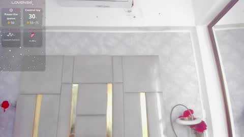 Snapshot of milasaenz1 chatting on November 13, 2025, 12:48 pm Cami online show from November 13, 2025, 12:48 pm