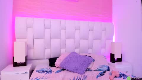 mile_loucrath online show from January 14, 2025, 9:30 pm