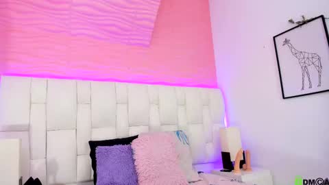 mile_loucrath online show from January 23, 2025, 2:17 pm