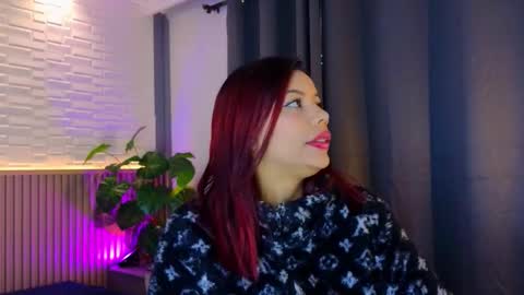 milena_lawson online show from November 18, 2025, 10:52 am