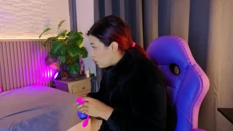 milena_lawson online show from November 29, 2025, 10:40 am